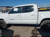 Toyota Tacoma Sr5 V6 3TMAZ5CN5NM174990 fotografie
