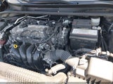 Toyota Corolla Le JTDEPRAE3LJ061096 снимка