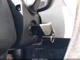 Toyota Corolla Le JTDEPRAE3LJ061096 снимка