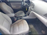HYUNDAI ELANTRA SE 5NPD74LF5HH152343 снимка