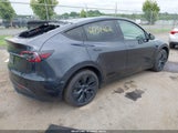 Tesla Model Y Long Range Dual Motor All-Wheel Drive 7SAYGDED8SA371901 fotografie