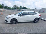 Subaru Impreza Premium 5-Door 4S3GTAD63N3724071 снимка