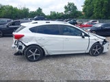 Subaru Impreza Premium 5-Door 4S3GTAD63N3724071 снимка