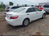 TOYOTA CAMRY XLE V6 4T1BK46K49U590434 photo