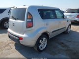KIA SOUL + KNDJT2A26A7704302 снимка