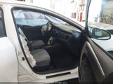 Toyota Corolla L 2T1BURHE2GC618888 снимка