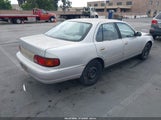 TOYOTA CAMRY DX/LE/XLE JT2BG12K7T0380265 снимка