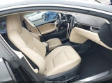Tesla Model S 70D/85D/P85D 5YJSA1S24FF082755 fotografie