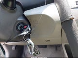 TOYOTA CAMRY LE 4T1BE46K87U726617 снимка