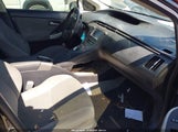 Toyota Prius Two JTDKN3DU5D5538517 снимка