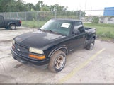 CHEVROLET S-10 LS 1GCCS144XX8211180 снимка