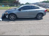 Volvo S60 Cross Country T5 Platinum YV4612UM6G2000404 fotografie