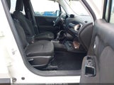 Jeep Renegade Latitude Fwd ZACCJABBXHPF85383 photo