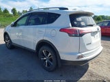 Toyota Rav4 Xle JTMRFREV8JJ736730 снимка