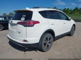 Toyota Rav4 Xle JTMRFREV8JJ736730 снимка