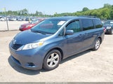 TOYOTA SIENNA LE V6 8 PASSENGER 5TDKK3DC6ES420584 fotografie