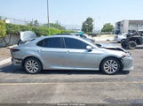 TOYOTA CAMRY LE 4T1R11AKXPU801205 fotografie