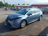 TOYOTA COROLLA LE 5YFEPMAEXNP353622 снимка
