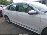 Volkswagen Passat 2.5L Sel Premium 1VWCH7A32CC021407 снимка