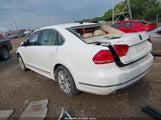 Volkswagen Passat 2.5L Sel Premium 1VWCH7A32CC021407 снимка