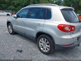 Volkswagen Tiguan Se WVGBV75NX9W527816 photo