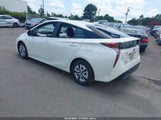 Toyota Prius JTDKARFU9J3067491 снимка