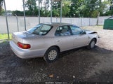 TOYOTA CAMRY DX/LE/XLE 4T1BG12K3TU825628 снимка