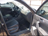 Volkswagen Tiguan 2.0T Se/2.0T Sel/2.0T Sel R-Line/2.0T Sel R-Line Black 3VV2B7AX2KM092589 photo