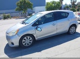 Toyota Prius C One JTDKDTB35D1541731 снимка