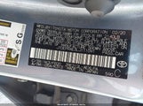 Toyota Corolla Le JTDEPRAE3LJ111091 снимка