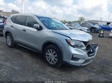 Nissan Rogue S KNMAT2MV2HP534066 fotografie