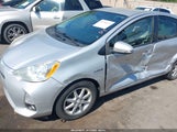 Toyota Prius C Four JTDKDTB39D1551193 снимка