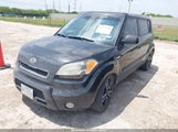 KIA SOUL + KNDJT2A21A7124911 снимка