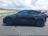 Tesla Model Y Long Range Dual Motor All-Wheel Drive/Rwd 7SAYGDED7RF187112 fotografie