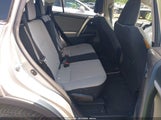 Toyota Rav4 Xle JTMRFREV2JJ208911 снимка