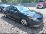 Toyota Camry Le 4T1B11HK1JU511630 photo
