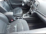Hyundai Elantra Limited 5NPD84LF6KH424046 photo