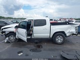 TOYOTA TACOMA SR 5TFAX5GN0KX155401 fotografie