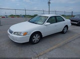 TOYOTA CAMRY LE JT2BG22K7Y0397645 снимка