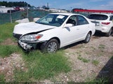 Toyota Camry Le JTDBE32K220109833 снимка
