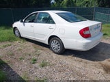 Toyota Camry Le JTDBE32K220109833 снимка