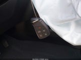 GMC Sierra  4Wd Short Box Slt 1GTUUDED8RZ241807 photo