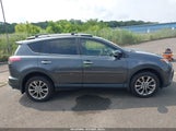 Toyota Rav4 Limited JTMDFREV3JD231395 снимка