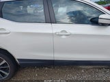 NISSAN ROGUE SPORT SL JN1BJ1CR4HW125925 снимка