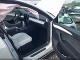 Tesla Model Y Long Range Dual Motor All-Wheel Drive/Rwd 7SAYGDED8RA332252 снимка