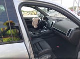 Porsche Cayenne Platinum Edition WP1AA2A2XHKA84758 снимка