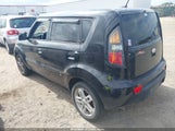 Kia Soul + KNDJT2A21A7055833 снимка