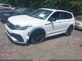 Volkswagen Tiguan 2.0T Se R-Line Black 3VVCB7AX3NM064857 снимка
