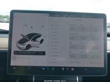 Tesla Model Y Long Range Dual Motor All-Wheel Drive/Performance Dual Motor All-Wheel Drive 5YJYGDEF3LF033759 снимка