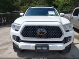 TOYOTA TACOMA SR 5TFAX5GN7KX140717 fotografie